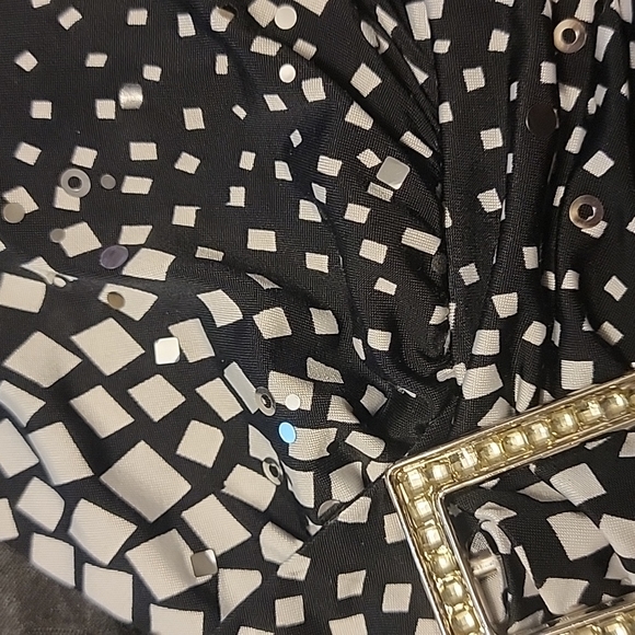 Dressy top - Picture 6 of 8